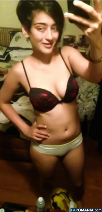 Akshara Haasan Nud Fotografie scursă #2