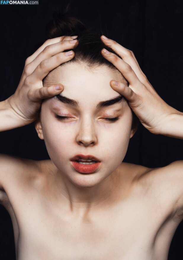 Ali Michaels Nud Fotografie scursă #46