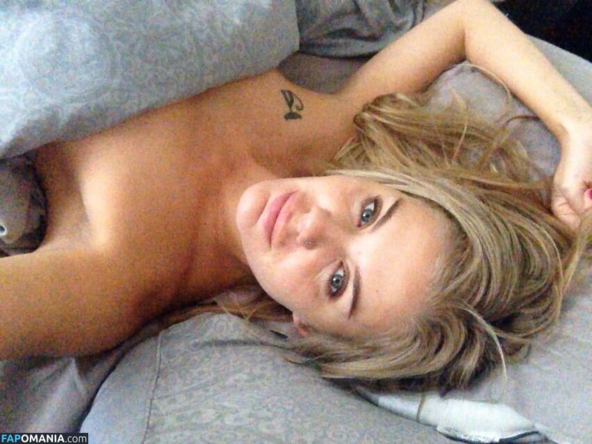 Alice Haig Nud Fotografie scursă #3