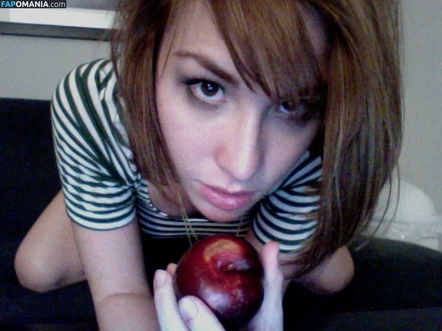 Allison Scagliotti Nud Fotografie scursă #6