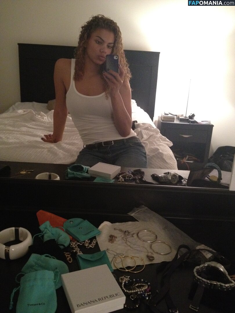 Alysha Clark Nud Fotografie scursă #28