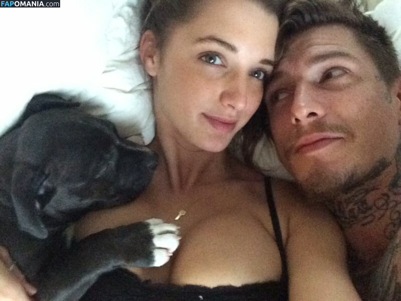 Alyssa Arce Nud Fotografie scursă #3