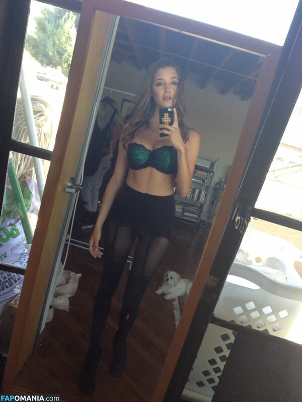 Alyssa Arce Nud Fotografie scursă #161