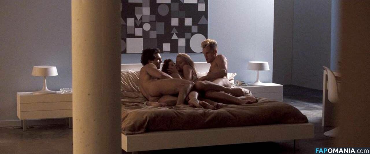 Amber Heard Nud Fotografie scursă #37