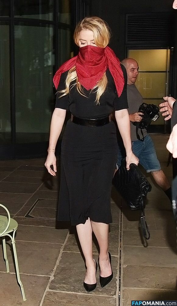 Amber Heard Nud Fotografie scursă #59