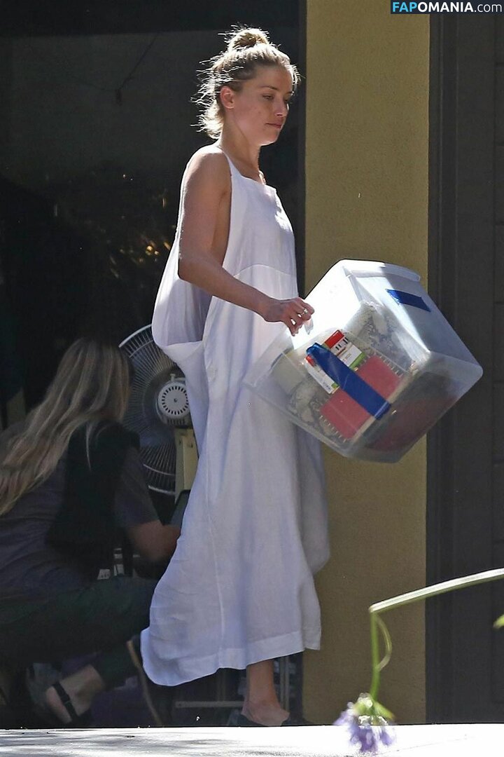 Amber Heard Nud Fotografie scursă #91