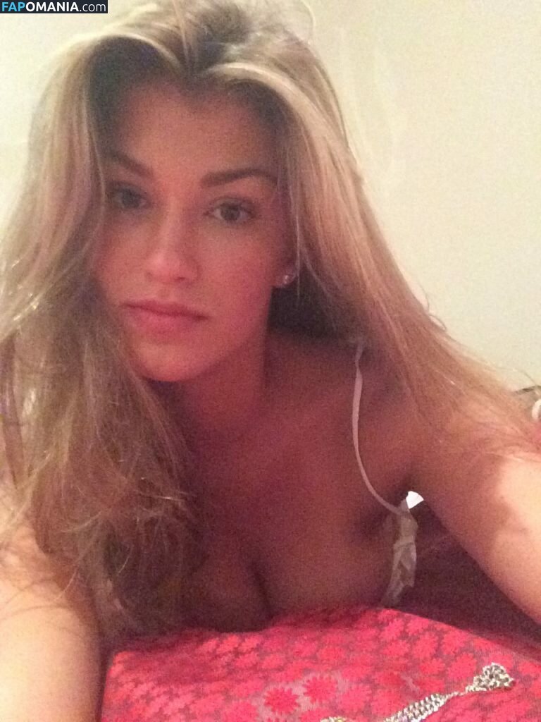 Amy Willerton Nud Fotografie scursă #2