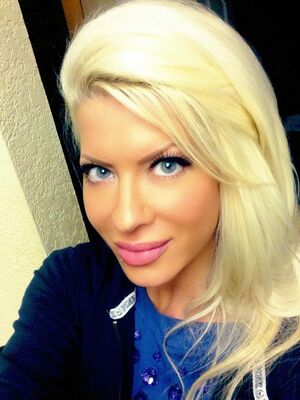 Angelina Love