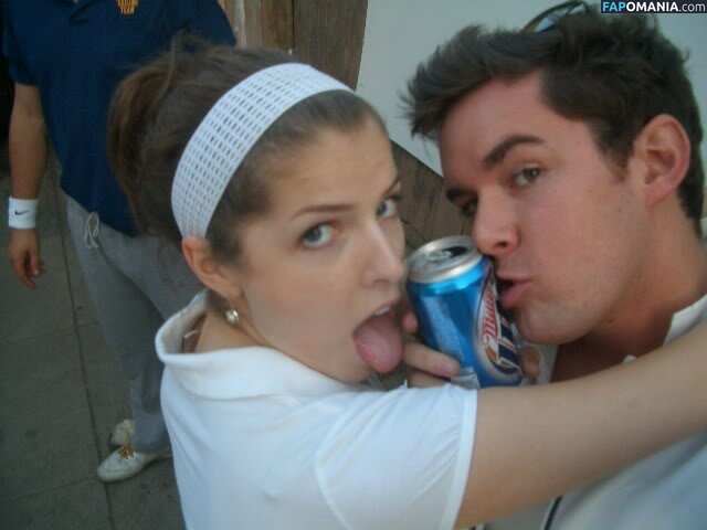 Anna Kendrick Nud Fotografie scursă #26