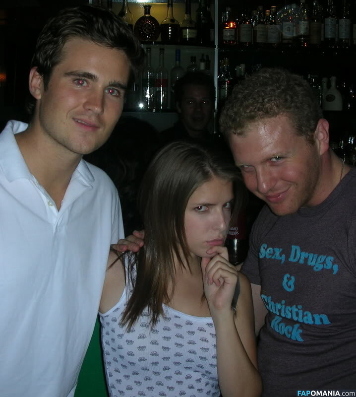 Anna Kendrick Nud Fotografie scursă #43