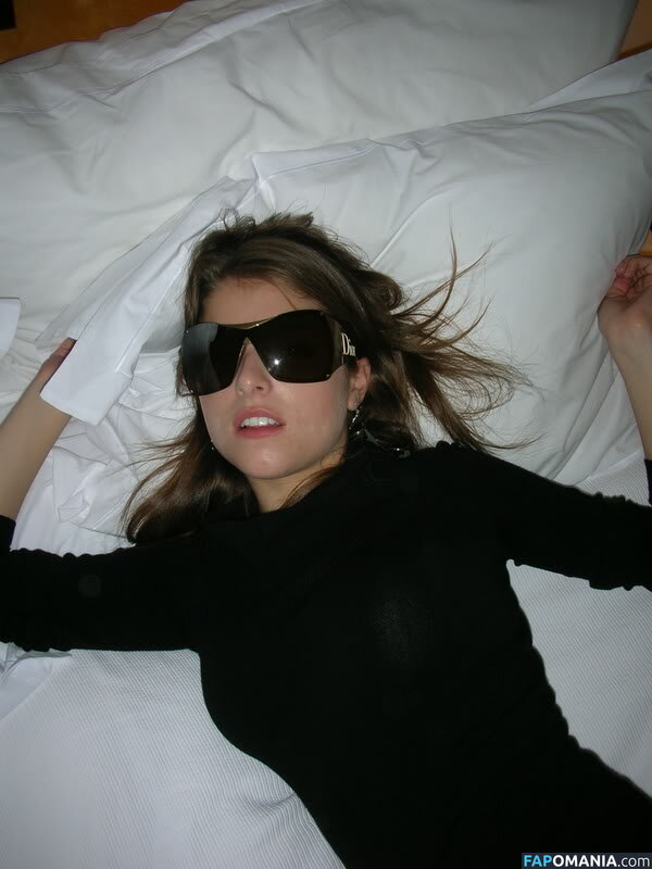 Anna Kendrick Nud Fotografie scursă #66