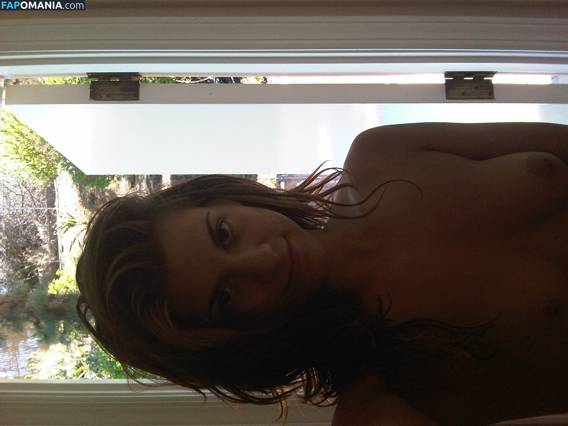 AnnaLynne McCord Nud Fotografie scursă #14