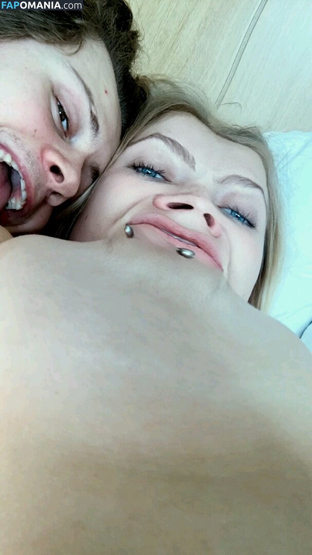 Annika Boron Nud Fotografie scursă #24