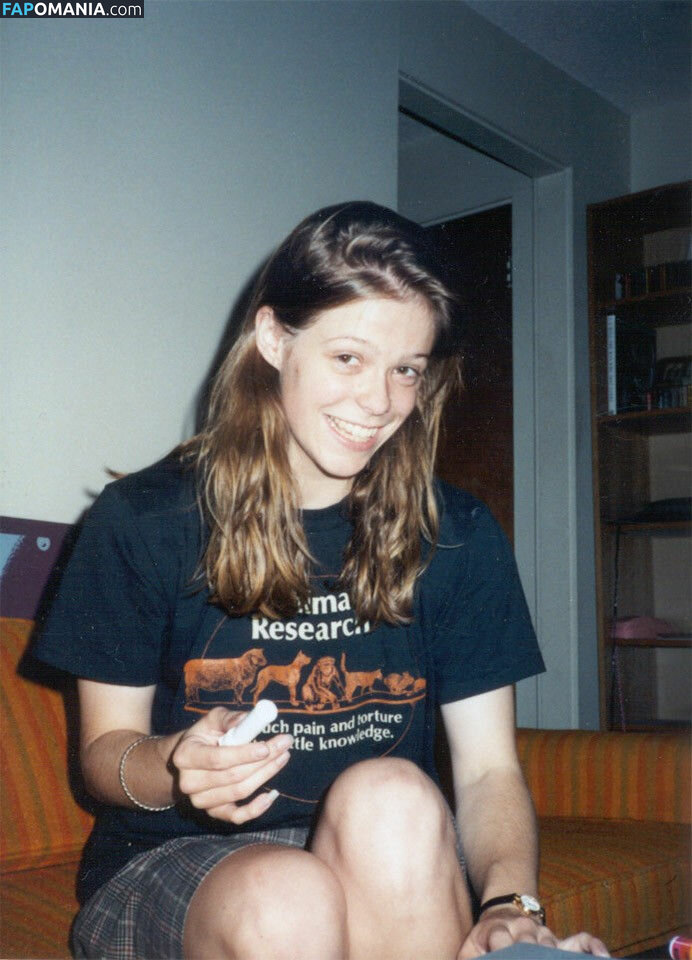 Ariadne Shaffer Nud Fotografie scursă #1