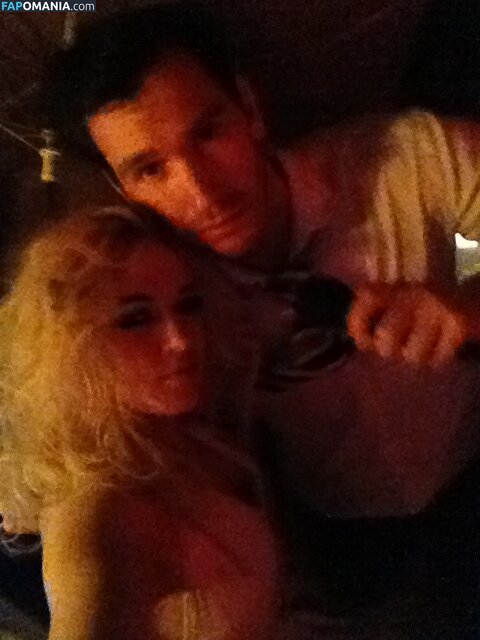 Ashley Blankenship Nud Fotografie scursă #10