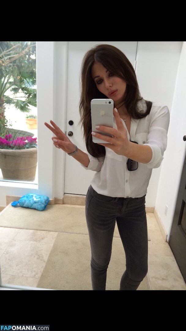 Ashley Mulheron Nud Fotografie scursă #25