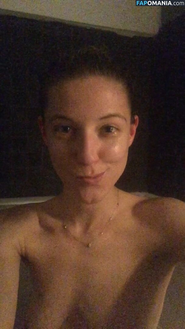 Caitlin Gerard Nud Fotografie scursă #12