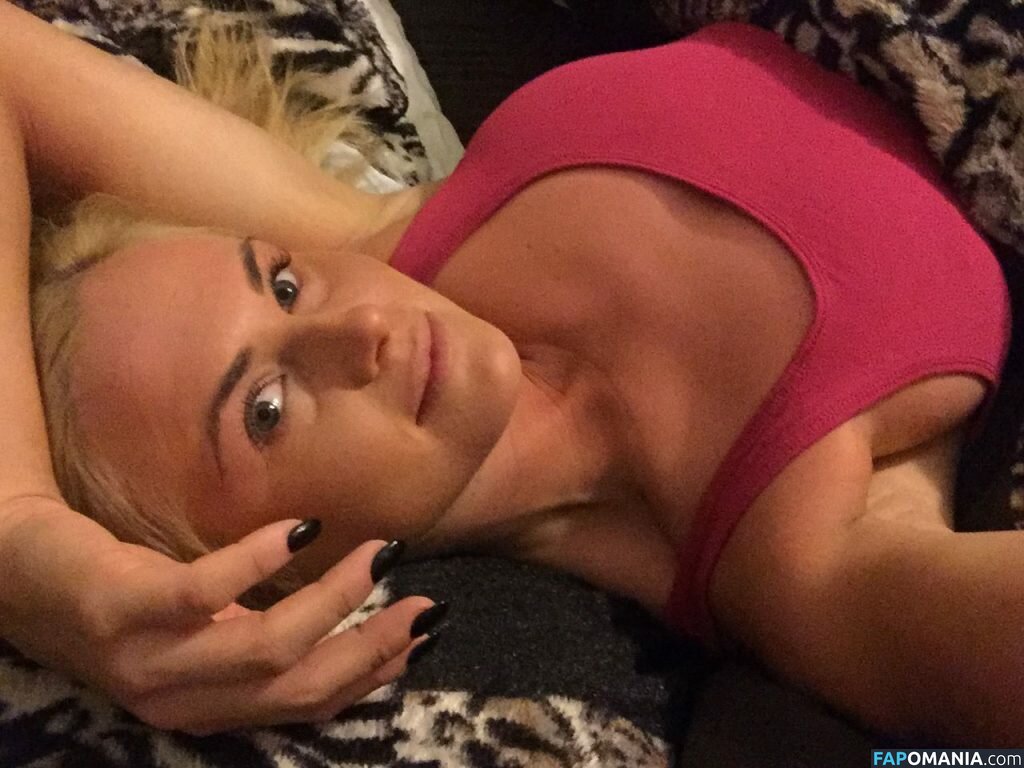 Carly Booth Nud Fotografie scursă #91