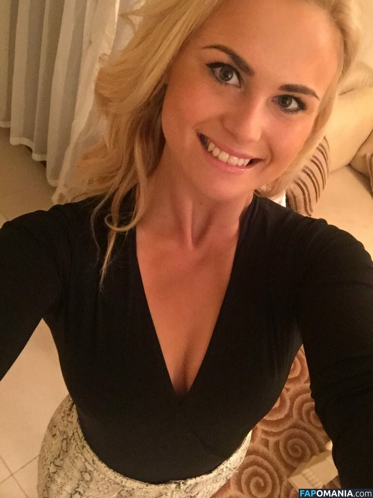 Carly Booth Nud Fotografie scursă #98