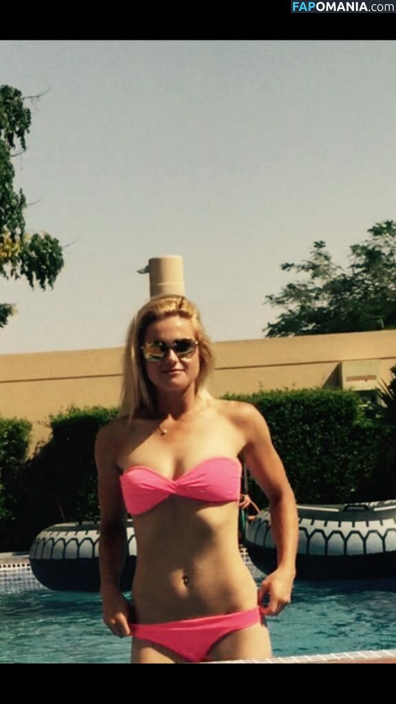 Carly Booth Nud Fotografie scursă #103