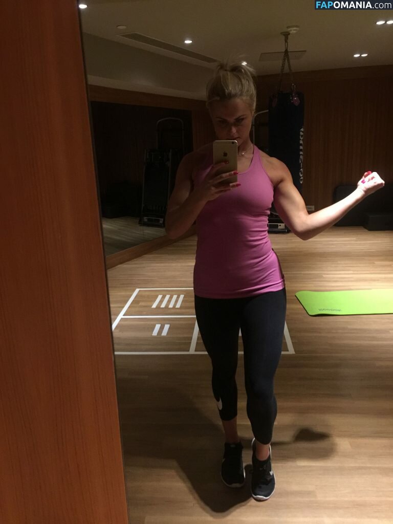 Carly Booth Nud Fotografie scursă #108