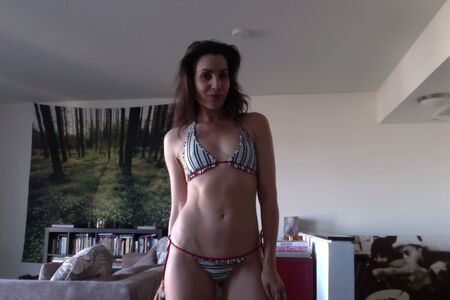 Carly Pope