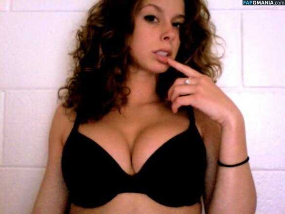 Carly Simmons Nud Fotografie scursă #15