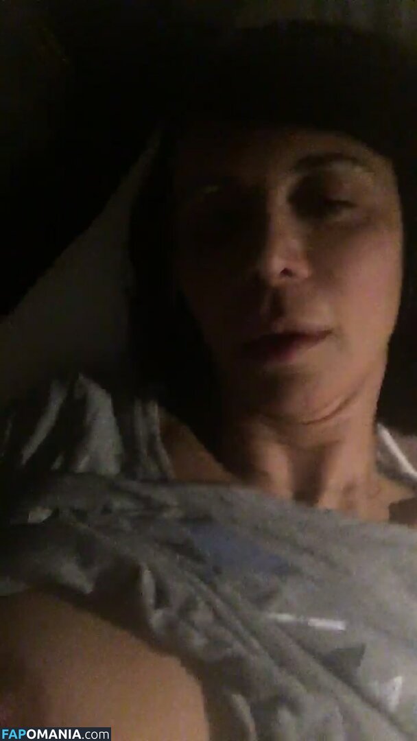 Catherine Bell Nud Fotografie scursă #24