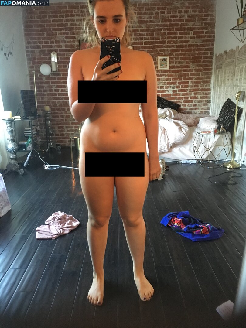 Chloe Fineman Nud Fotografie scursă #3