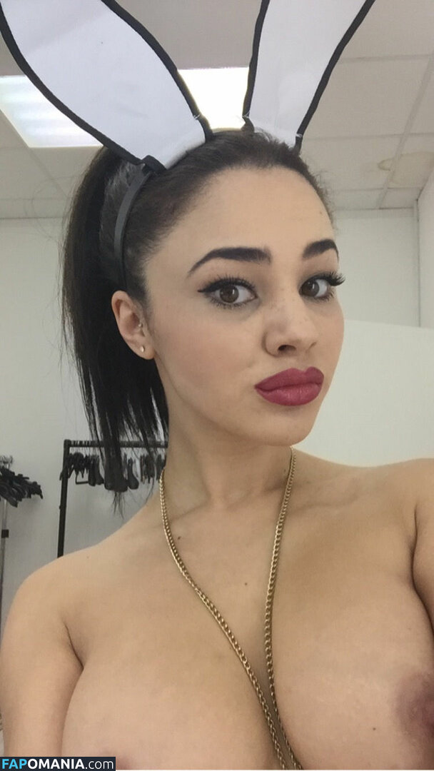 Courtnie Quinlan Nud Fotografie scursă #57