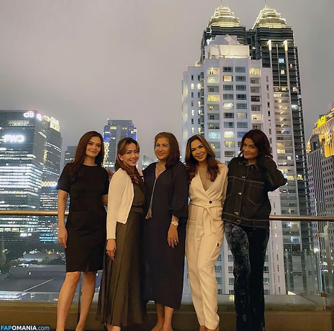 Cut Tari Nud Fotografie scursă #73