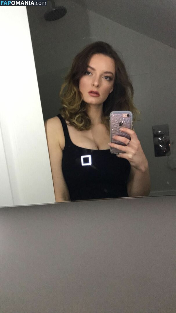 Dakota Blue Richards Nud Fotografie scursă #9