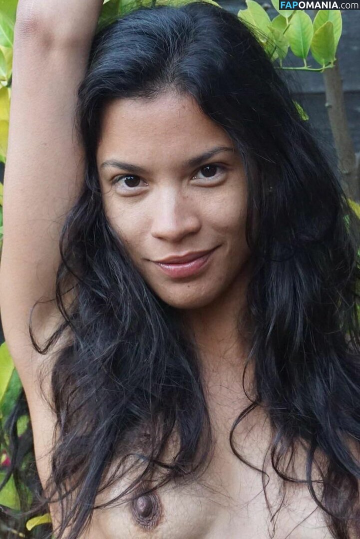 Danay Garcia Nud Fotografie scursă #1