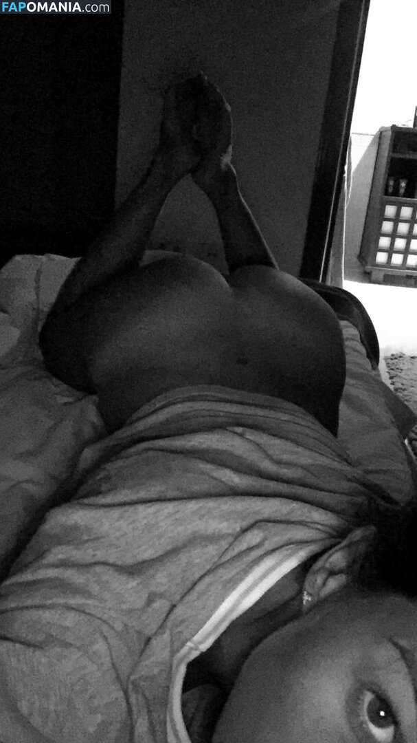 Danielle Lloyd Nud Fotografie scursă #124