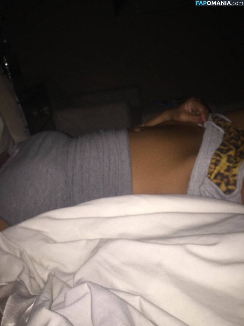 Danielle Lloyd Nud Fotografie scursă #166