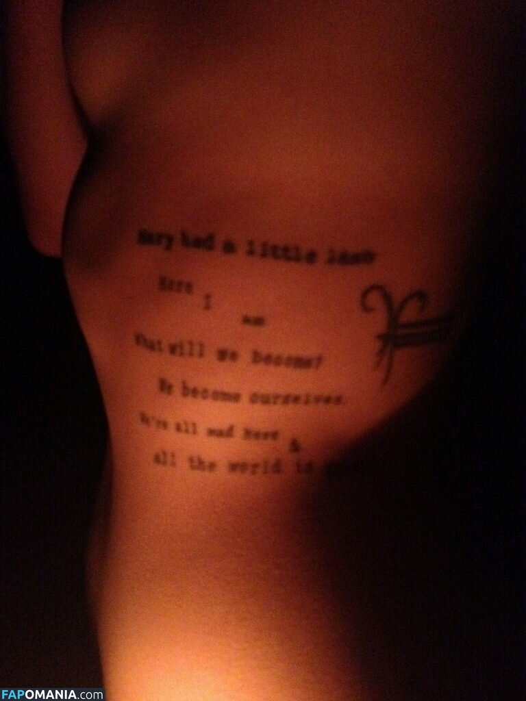 Dianna Agron Nud Fotografie scursă #1