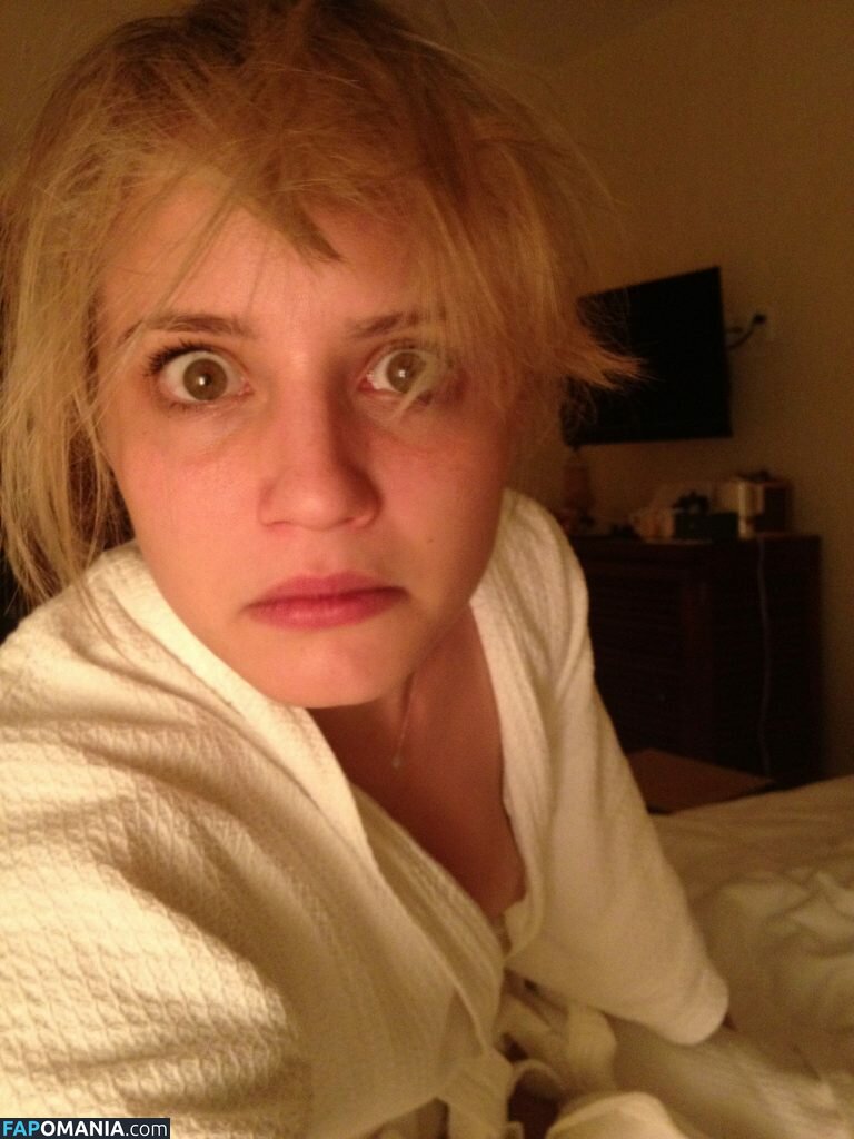 Dianna Agron Nud Fotografie scursă #5