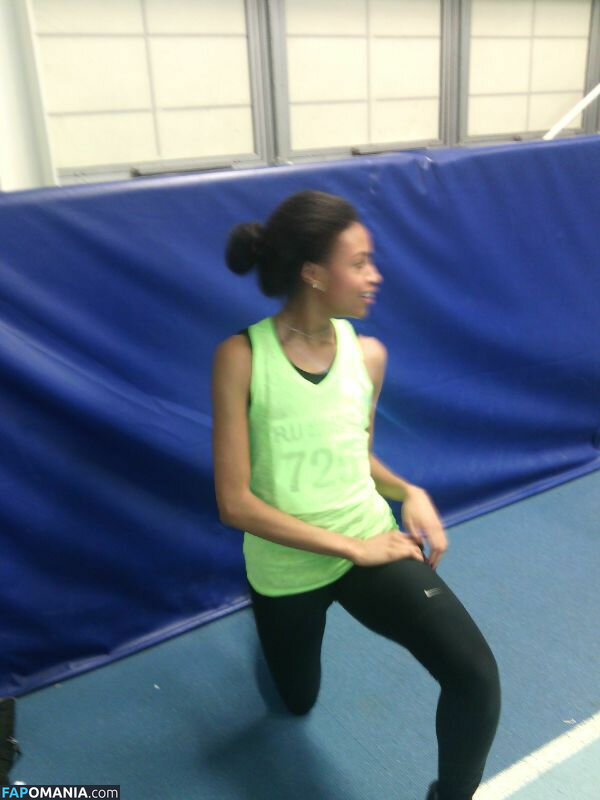 Dina Asher Smith Nud Fotografie scursă #24