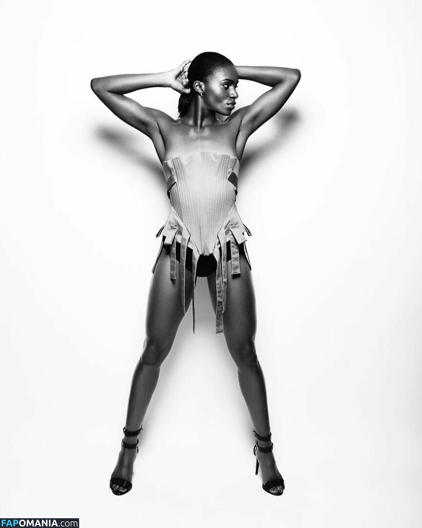 Dina Asher Smith Nud Fotografie scursă #60