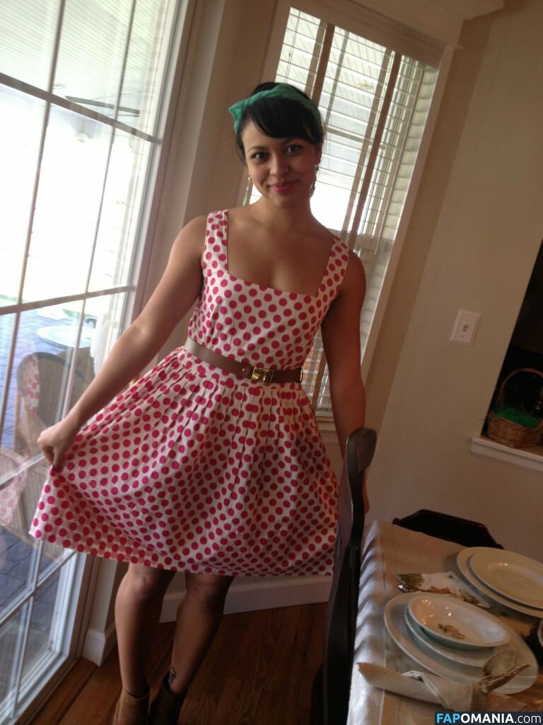 Ellenore Scott Nud Fotografie scursă #5