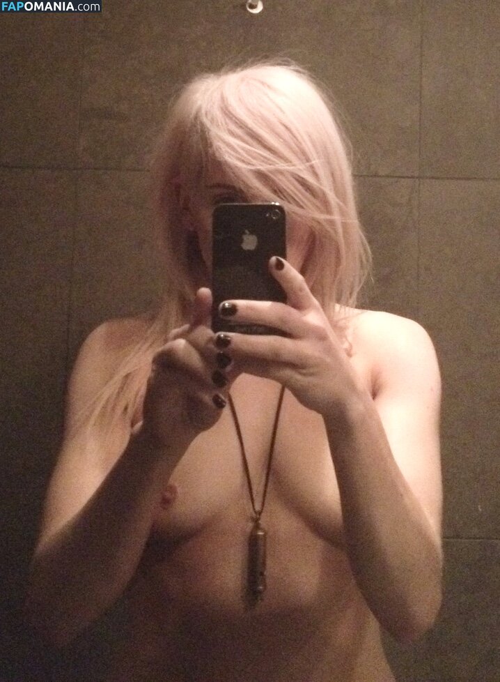 Ellie Goulding Nud Fotografie scursă #39