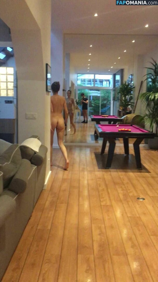 Elodie Fontan Nud Fotografie scursă #5