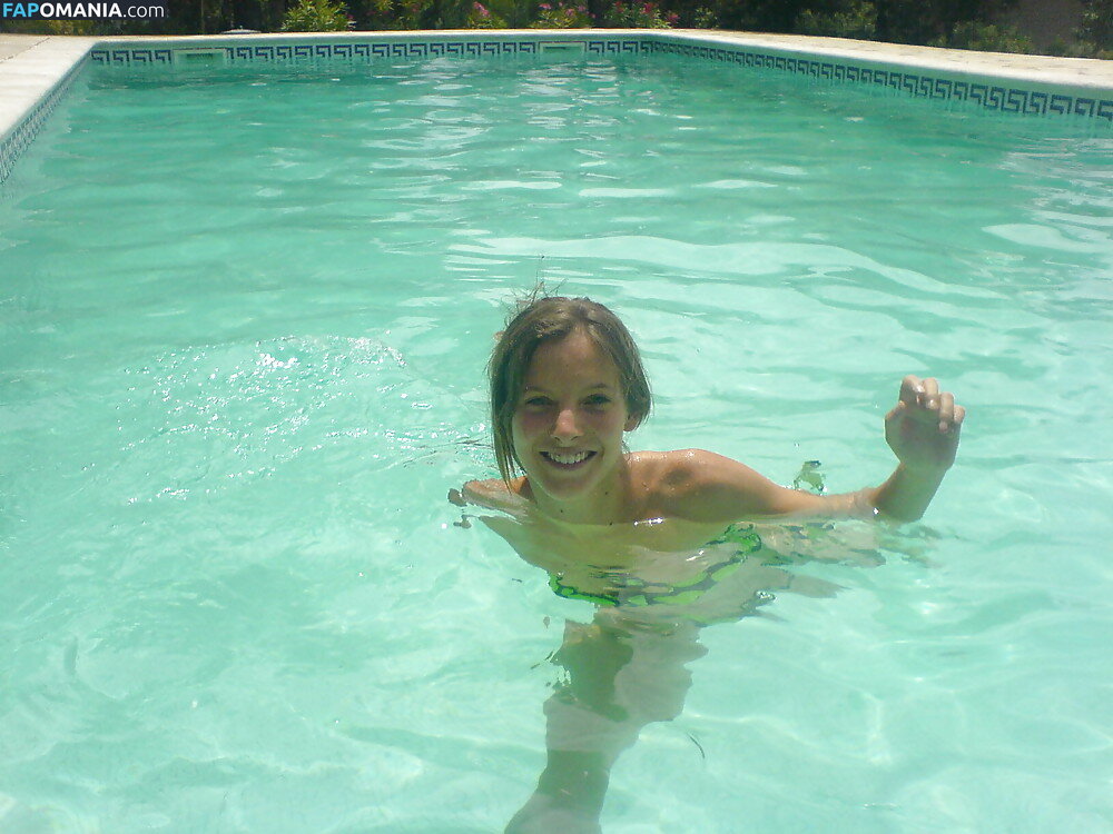 Elodie Varlet Nud Fotografie scursă #11