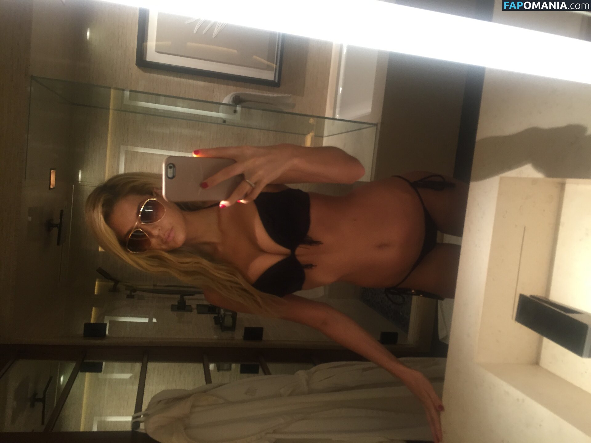 Emma Hernan Nud Fotografie scursă #594