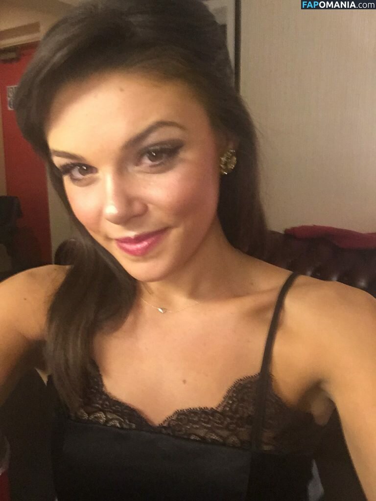 Faye Brookes Nud Fotografie scursă #9
