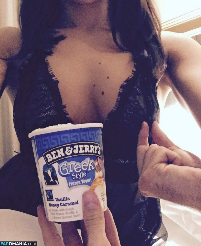 Faye Brookes Nud Fotografie scursă #12