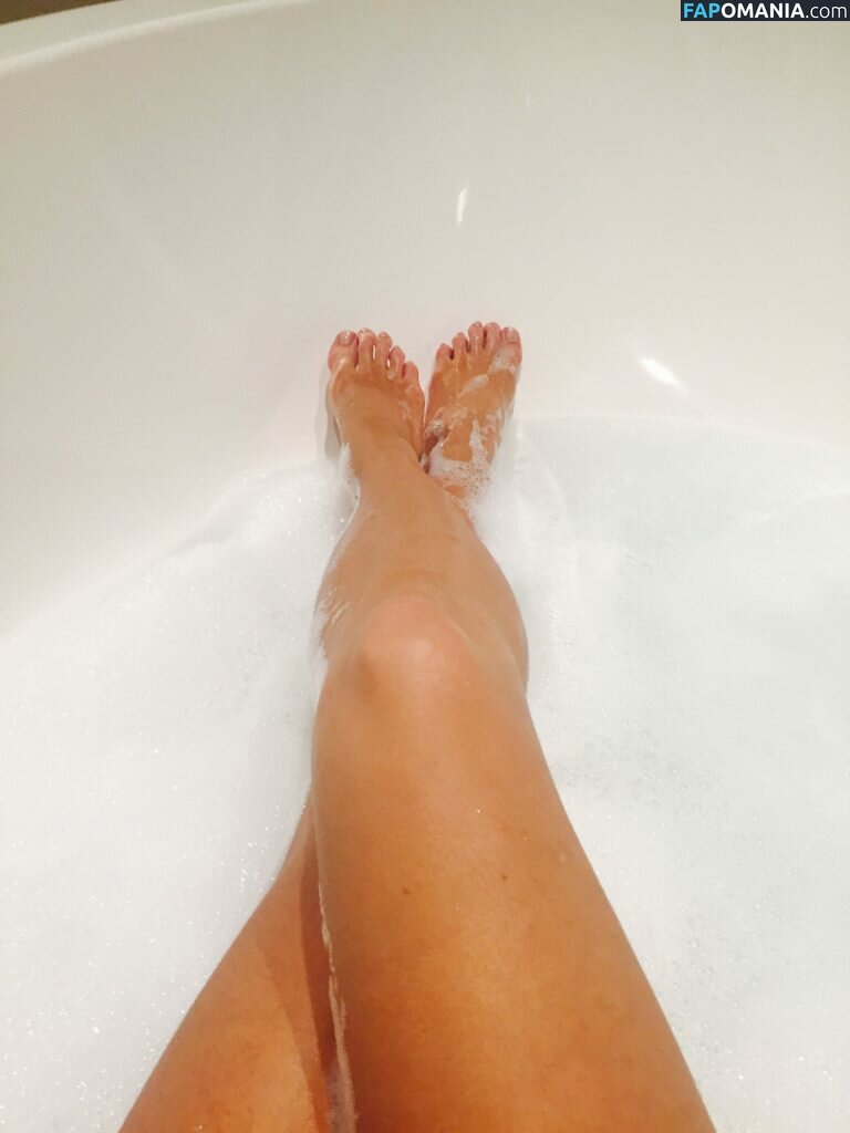 Faye Brookes Nud Fotografie scursă #25