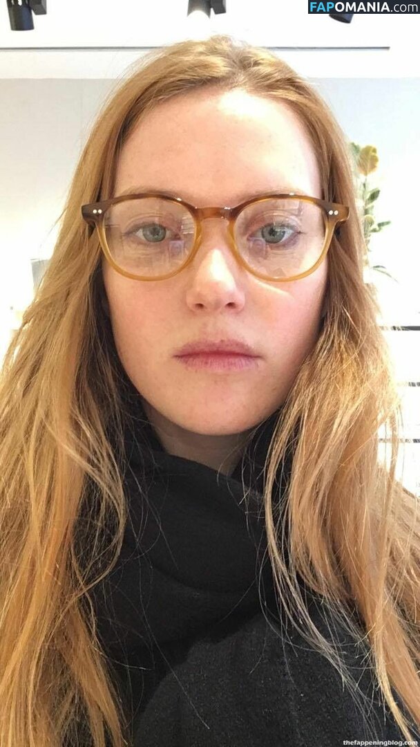 Fleur Geffrier Nud Fotografie scursă #11