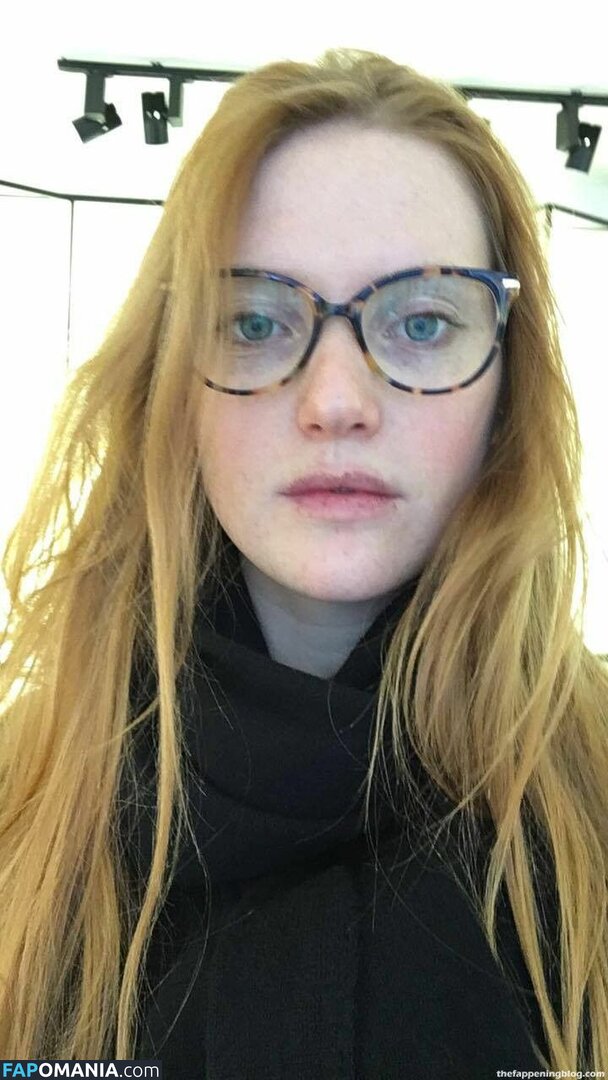 Fleur Geffrier Nud Fotografie scursă #24