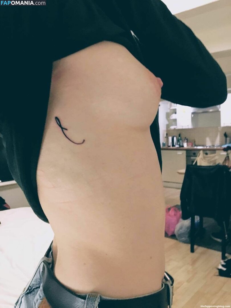 Fleur Geffrier Nud Fotografie scursă #35